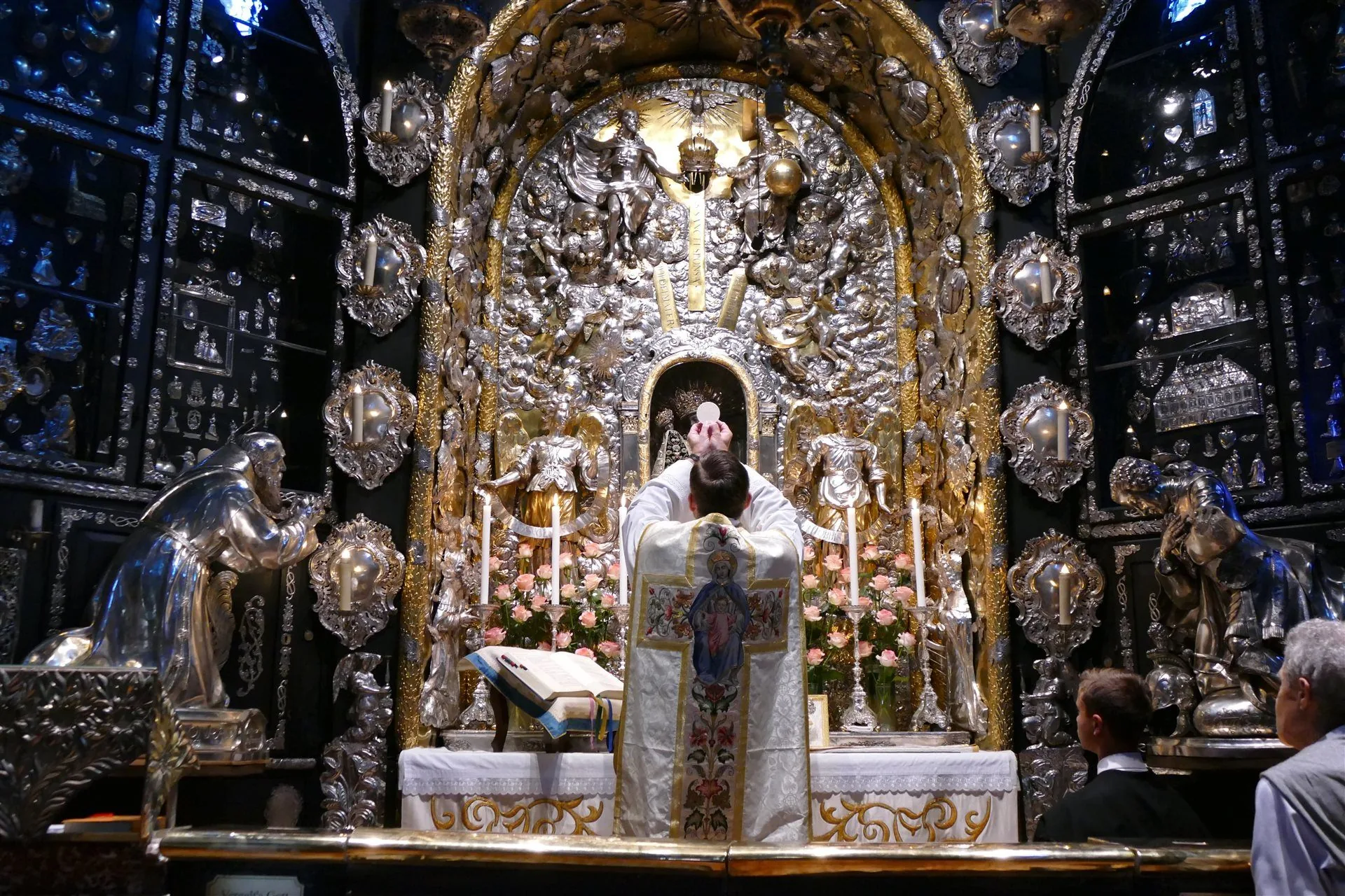 Coverage of the Benedict XVI Forum in Altötting